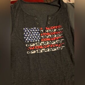 American flag cheeta pattern no sleeve tank top. Women’s XL. NWOT!